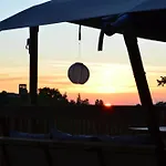 豪华帐篷 Hebergements Insolites Avec Piscine Au Coeur De La Nature Dans Un Domaine Familial *